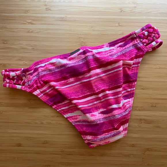 Pink striped bikini set - Picture 4 of 5